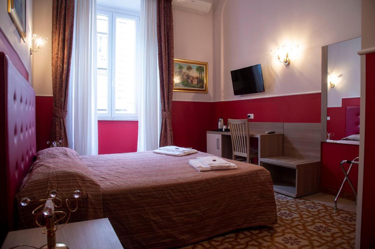 Hotel Domus Napoleone Roma Exterior foto