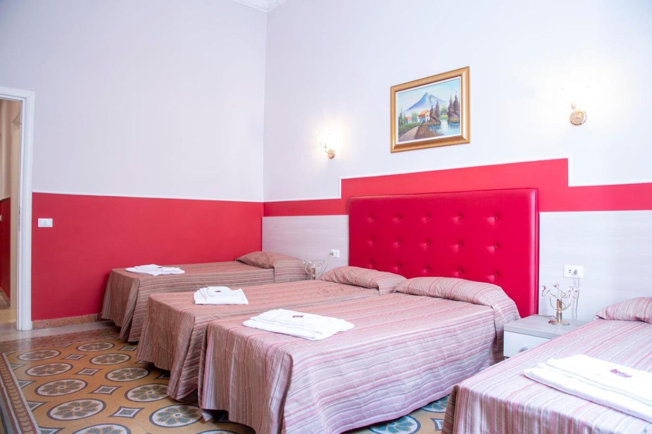 Hotel Domus Napoleone Roma Exterior foto