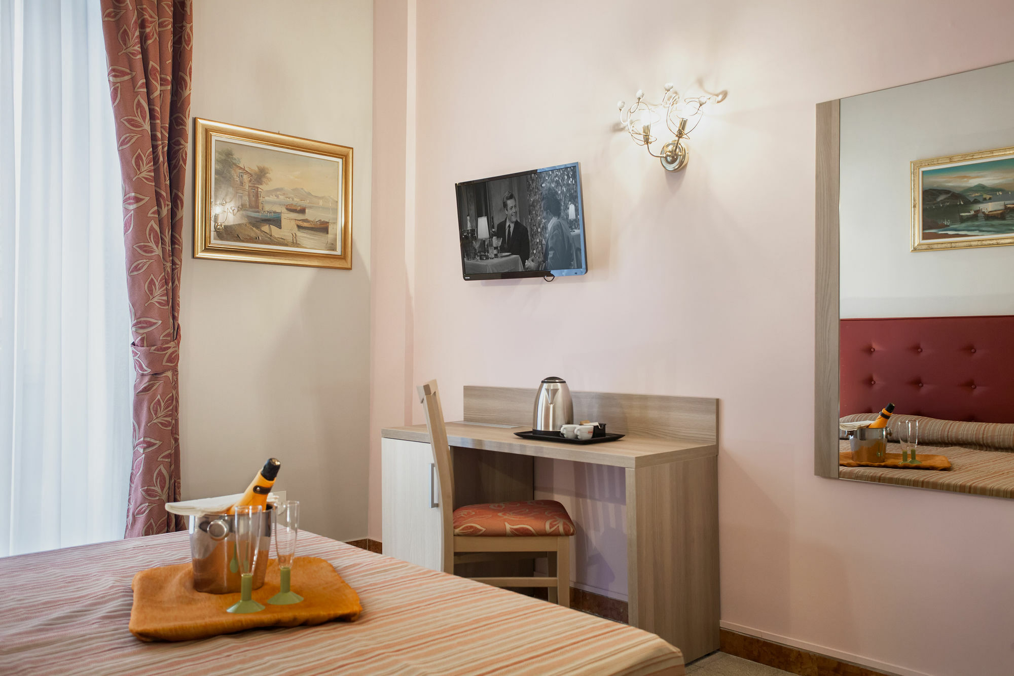 Hotel Domus Napoleone Roma Exterior foto